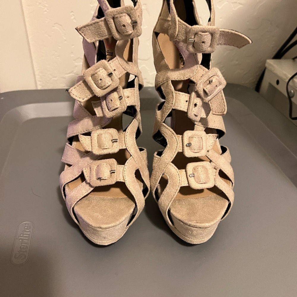 Women's Beige Strappy Platform Heels